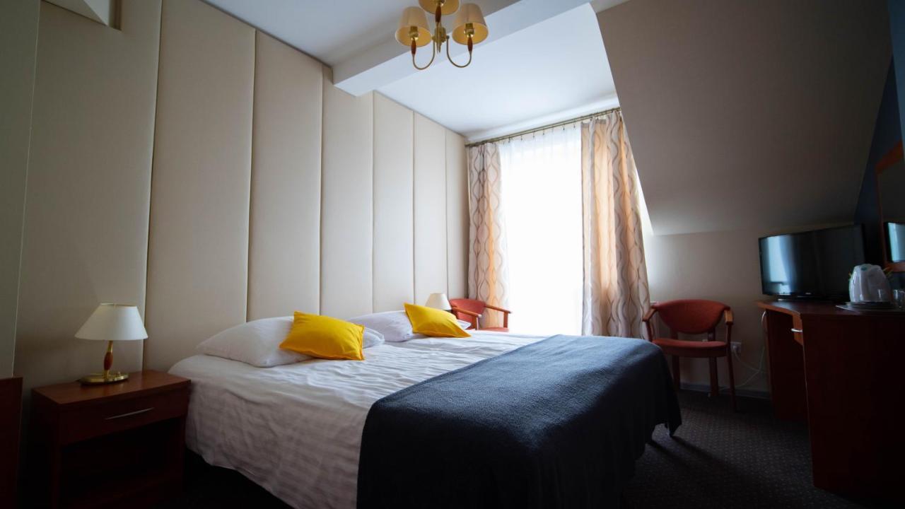 Tramontana Family & Wellness Hotel Darlowko Exterior photo